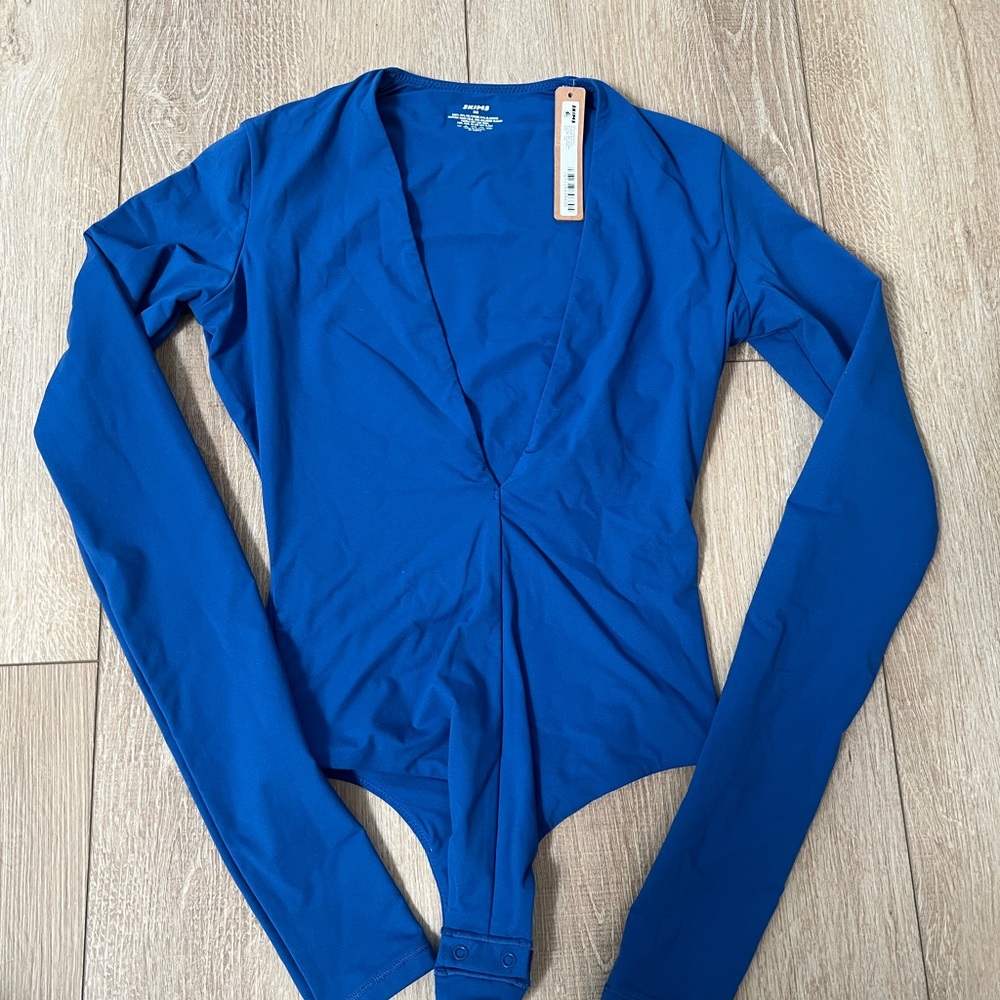SKIMS NWT Vibrant Blue Plunge V neck Bodysuit size XXS